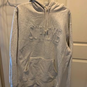XL supreme hoodie